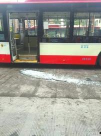 青岛公交车爆料新闻,惊现乘客冲突,一幕幕惊心动魄瞬间! 第2张 青岛公交车爆料新闻,惊现乘客冲突,一幕幕惊心动魄瞬间! 第2张